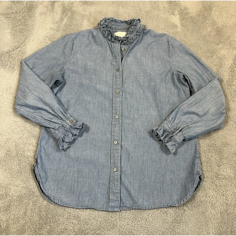 J Crew Classic Fit Ruffle Neck Chambray Shirt Women 8 Blue 100% Cotton Button Up